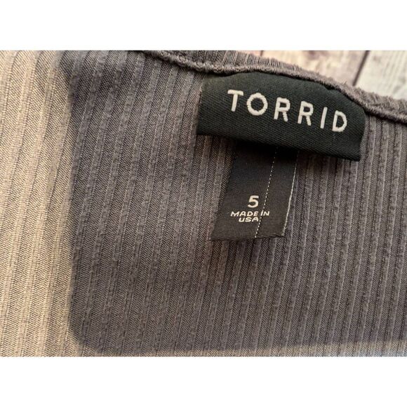 Torrid long sleeves top size 5 - Picture 4 of 4
